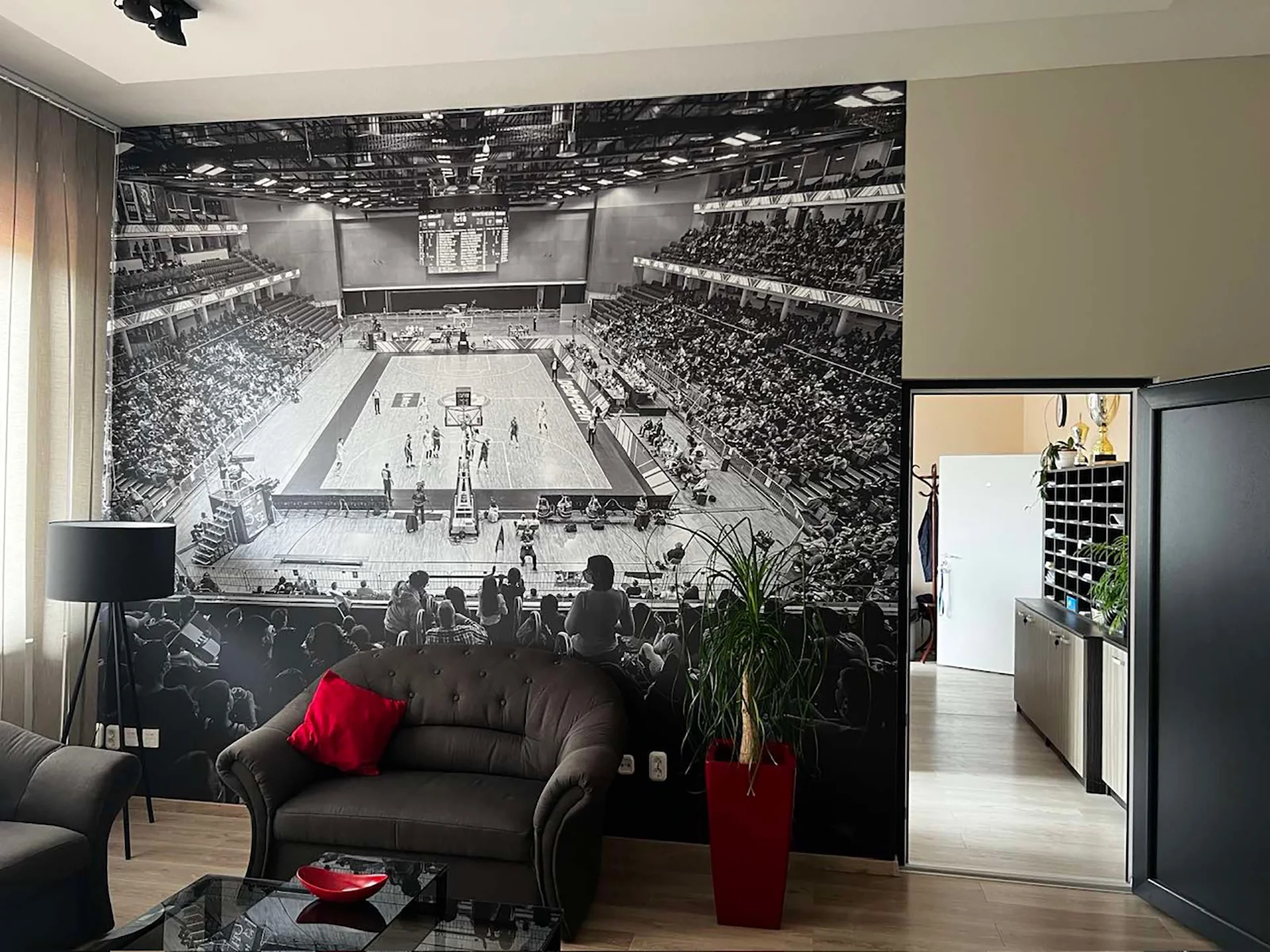 beltéri_falmarica laminálva mosható felülettel_egyedi iroda dekor