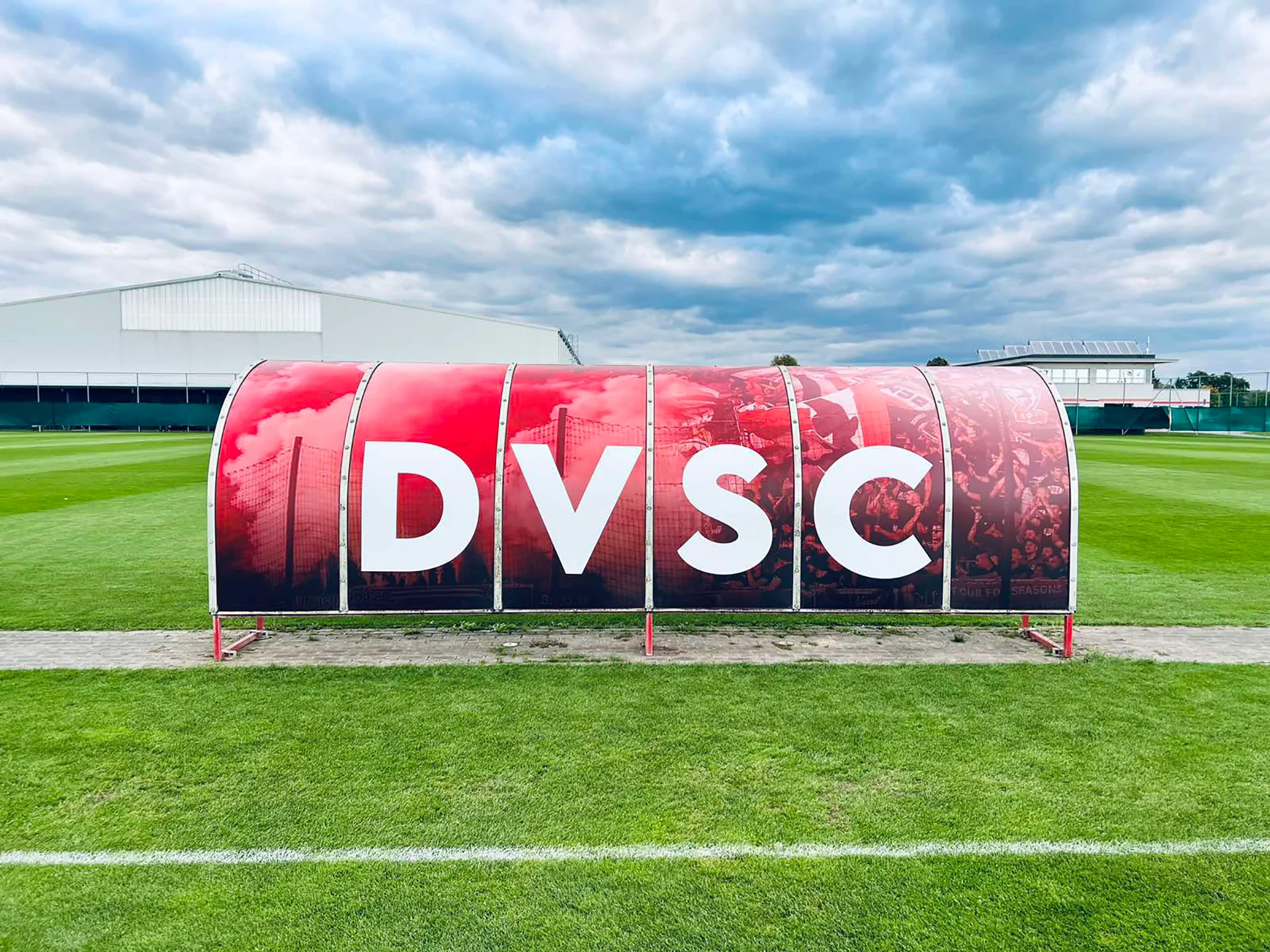 kültéri_egydi tervezésű plexi dekoráció nyomtatott uv laminált fóliából